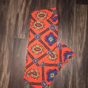 ** Brand New Lularoe TC leggings**